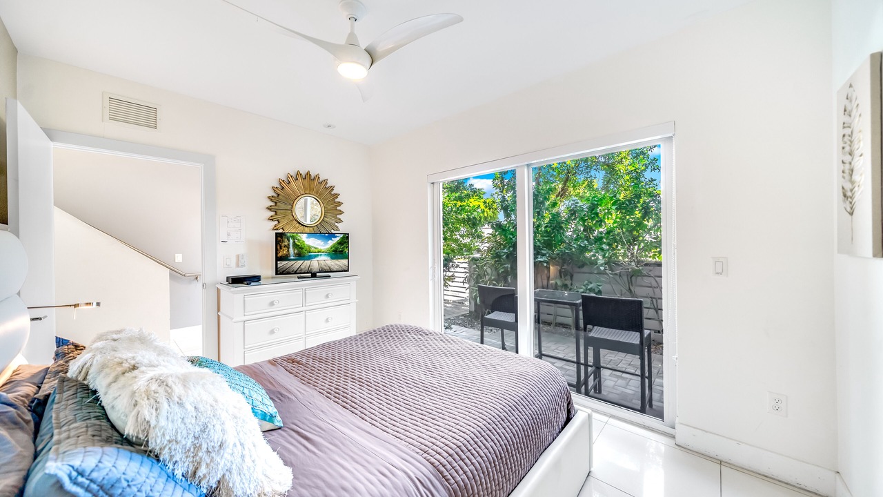 Photo of Bedroom in Pompano Beach