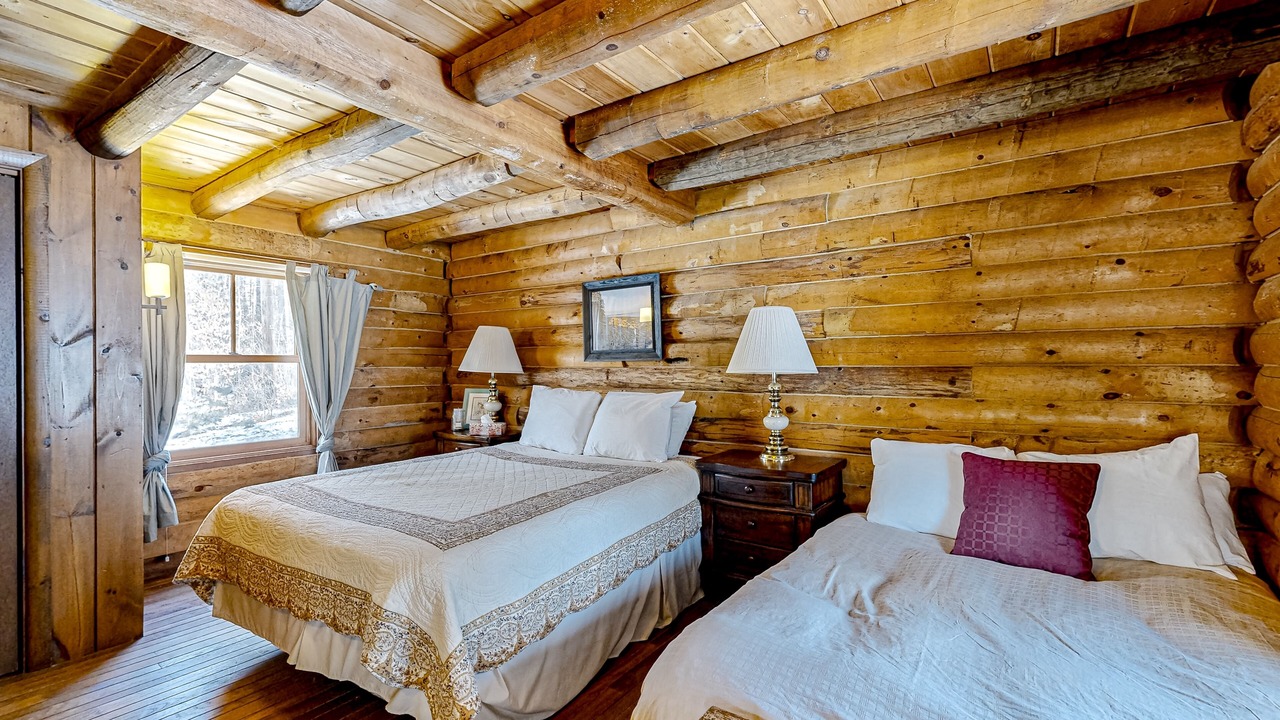 Photo of Bedroom in Jackson
