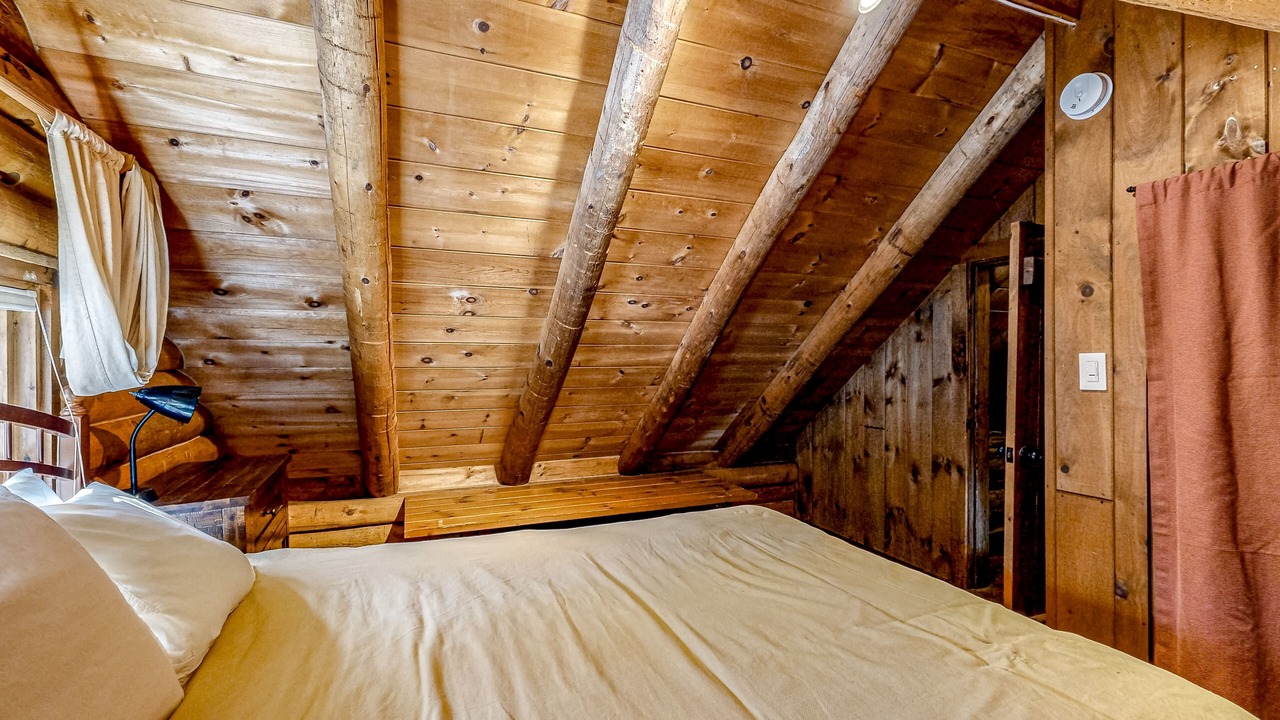 Photo of Bedroom in Jackson