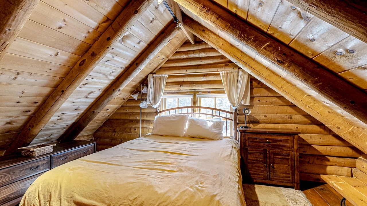 Photo of Bedroom in Jackson