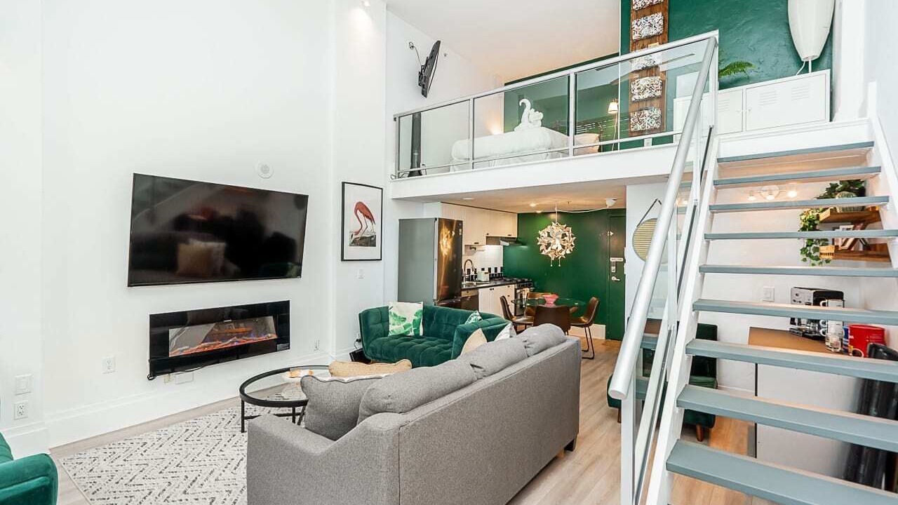 Photo of Livingroom in Downtown Vancouver
