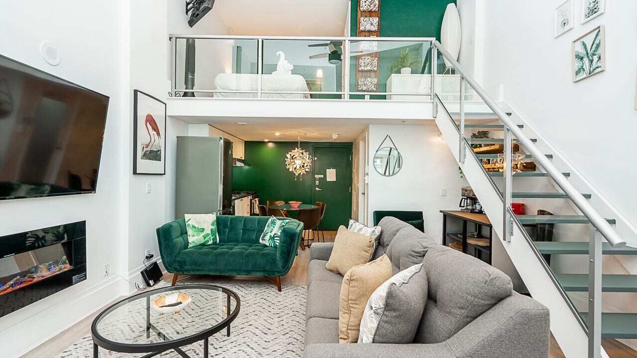 Photo of Livingroom in Downtown Vancouver