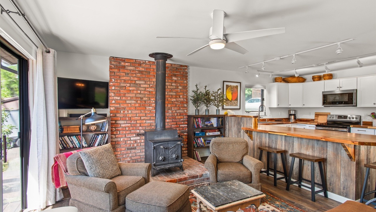 Photo of Livingroom in Basalt