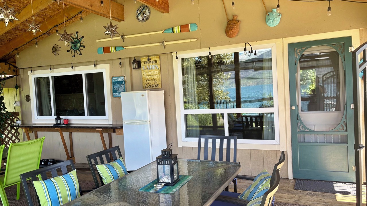 Photo of Outdoor in Blind Bay