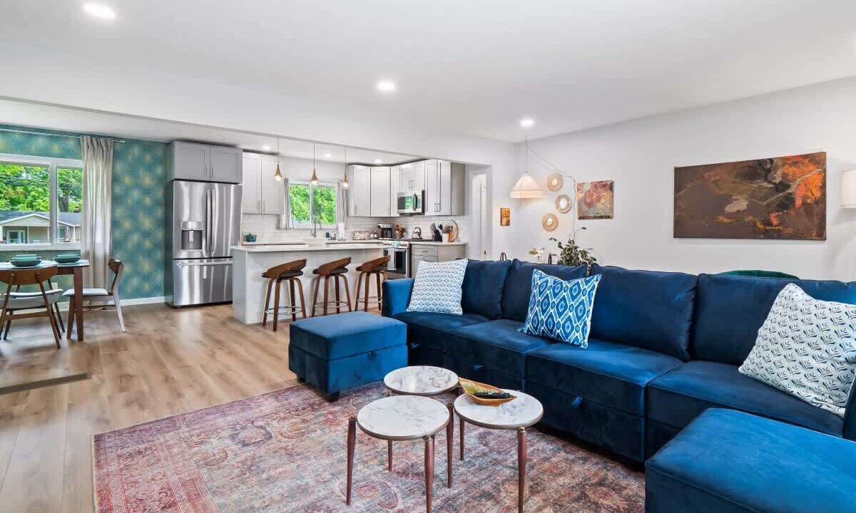 Photo of Livingroom in Strongsville