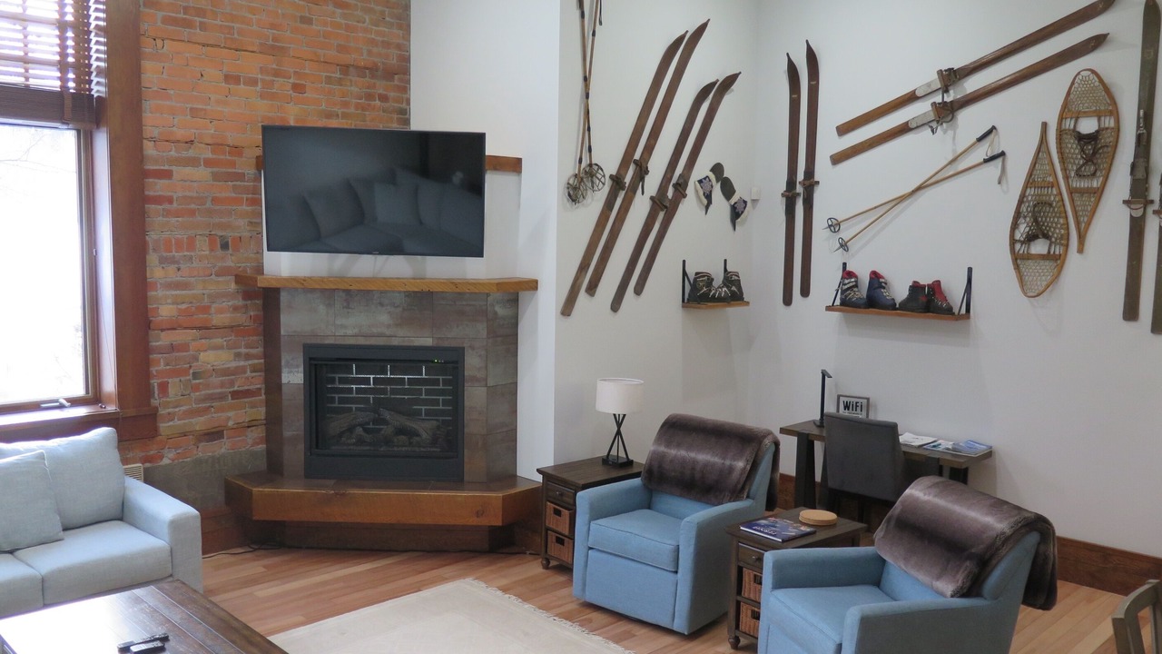 Photo of Livingroom in East Kootenay