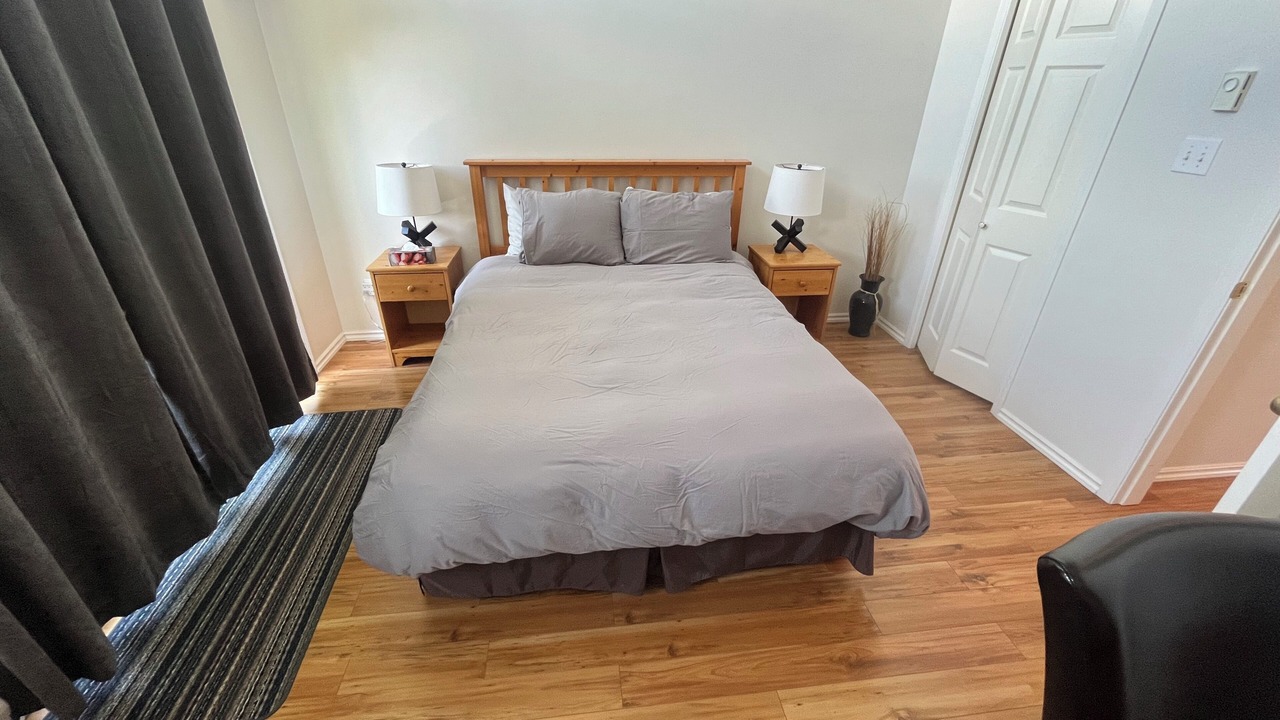 Photo of Bedroom in Okanagan-Similkameen