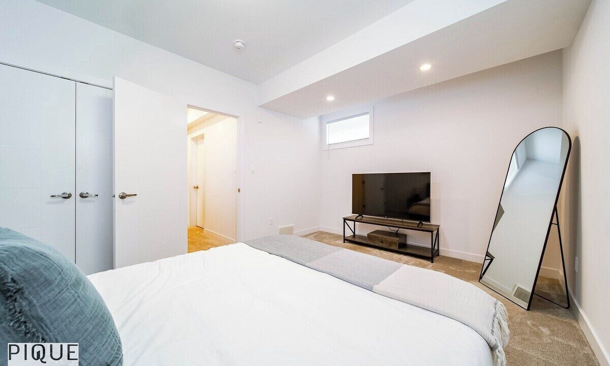 Photo of Bedroom in West Edmonton