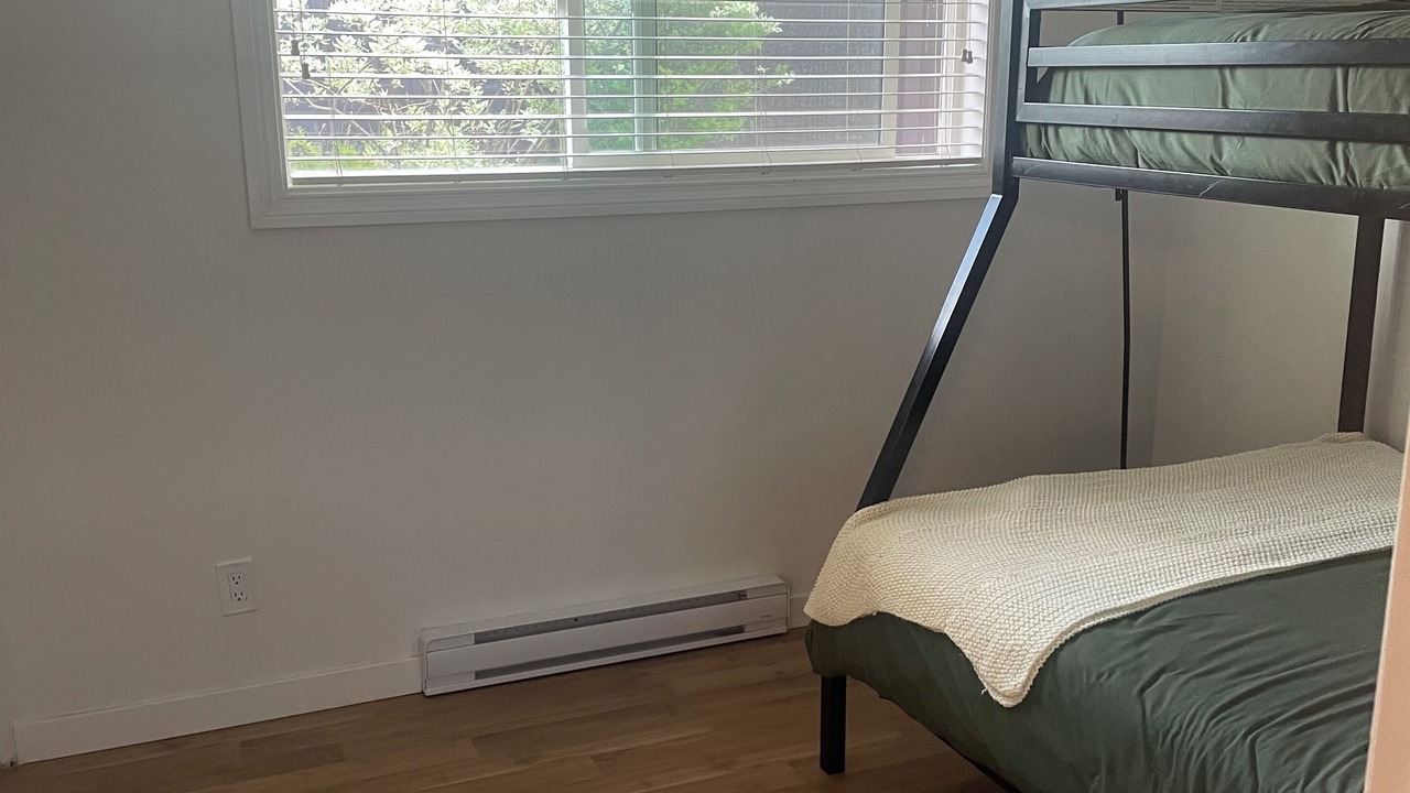 Photo of Bedroom in Okanagan-Similkameen