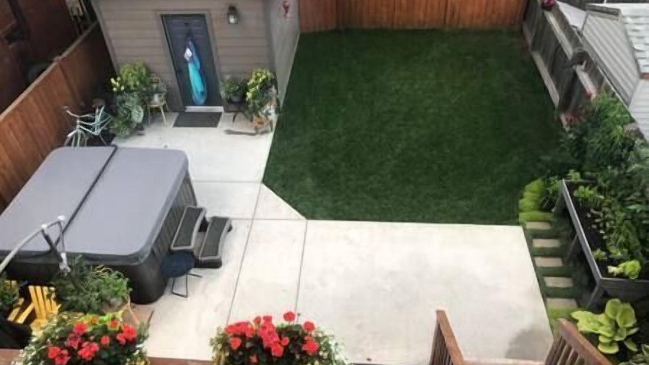 Photo of Patio Balcony in East Kootenay