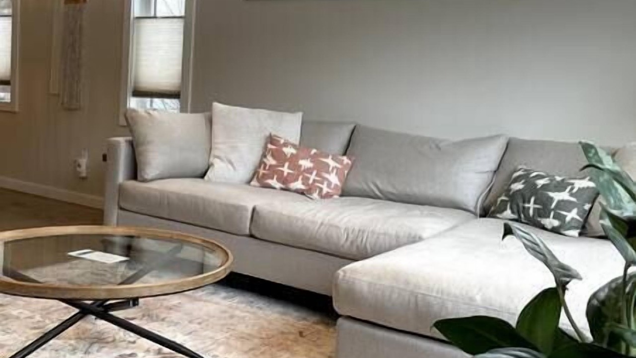 Photo of Livingroom in East Kootenay