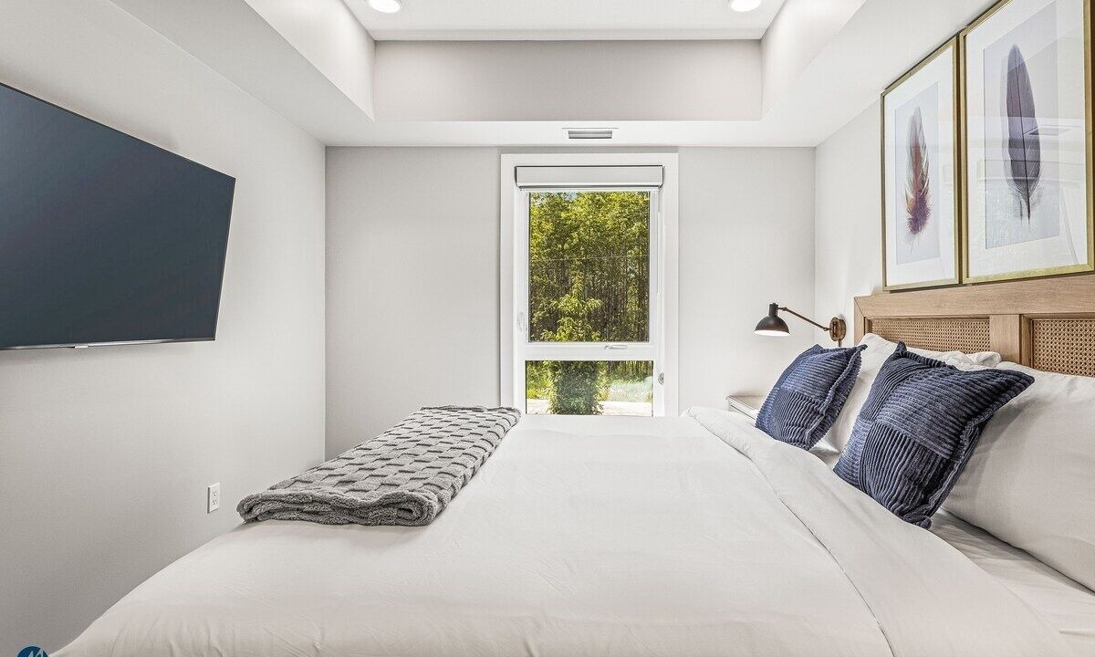Photo of Bedroom in Dead Man's Flats