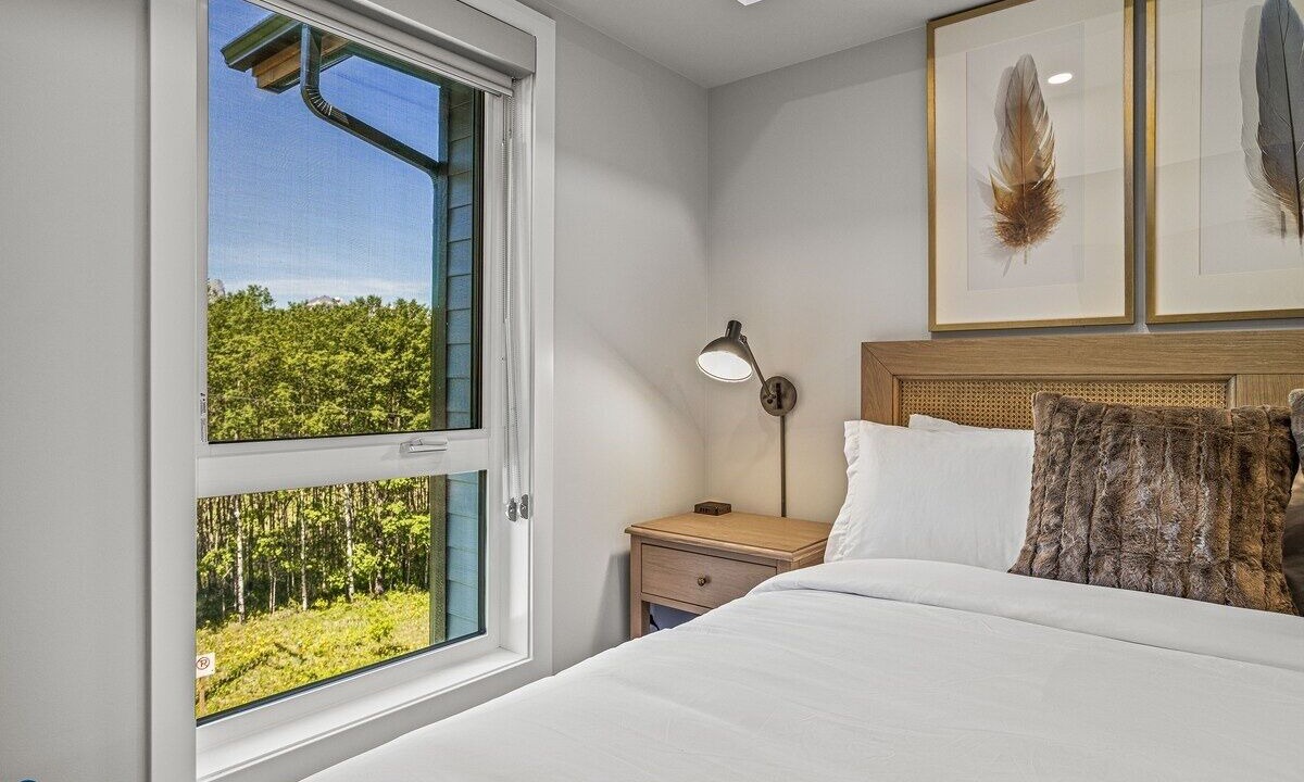 Photo of Bedroom in Dead Man's Flats