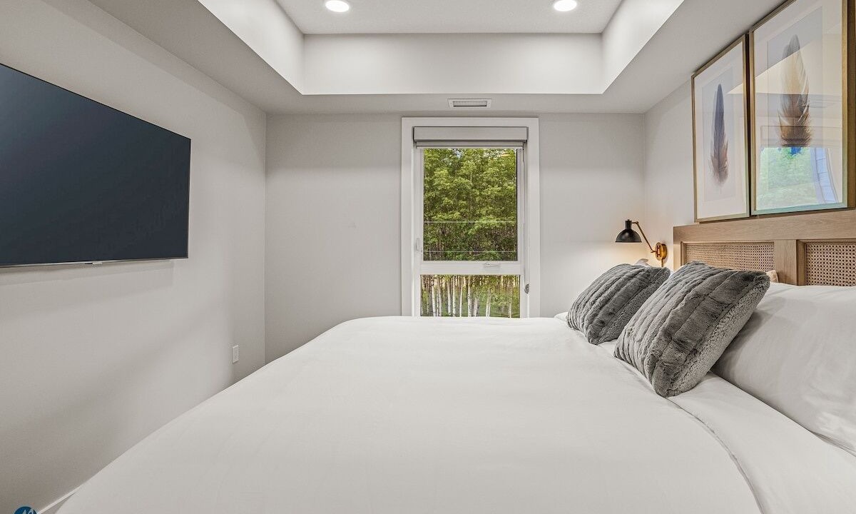 Photo of Bedroom in Dead Man's Flats