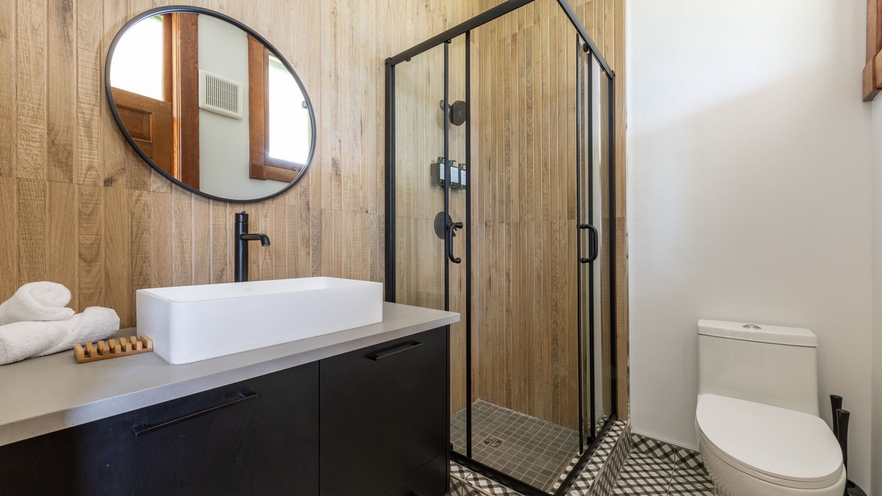 Photo of Bathroom in Golden