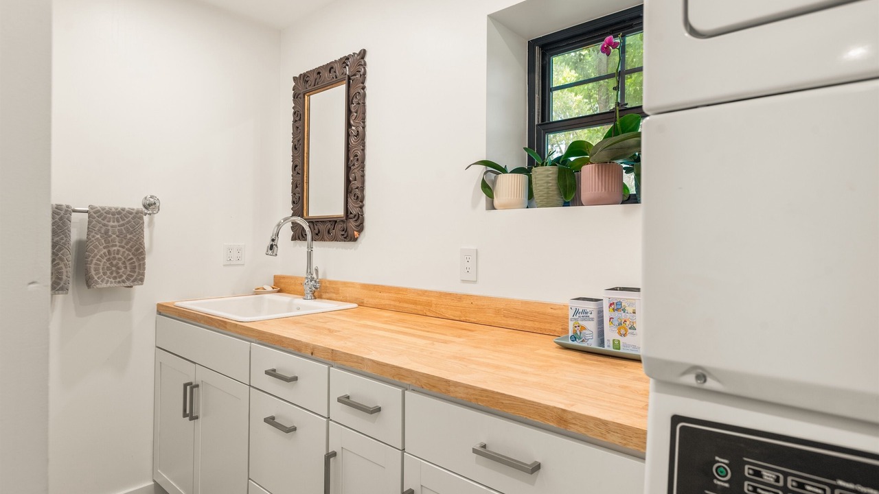 Photo of Bathroom in Basalt