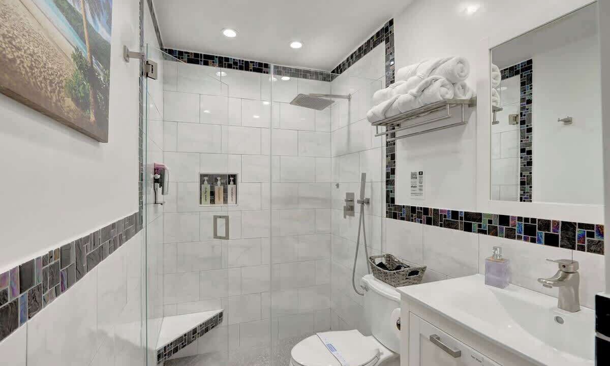 Photo of Bathroom in Pembroke Pines
