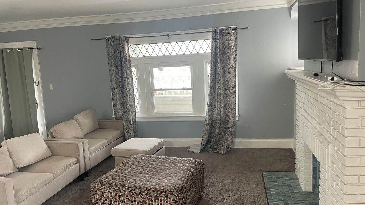Photo of Livingroom in Garfield Heights