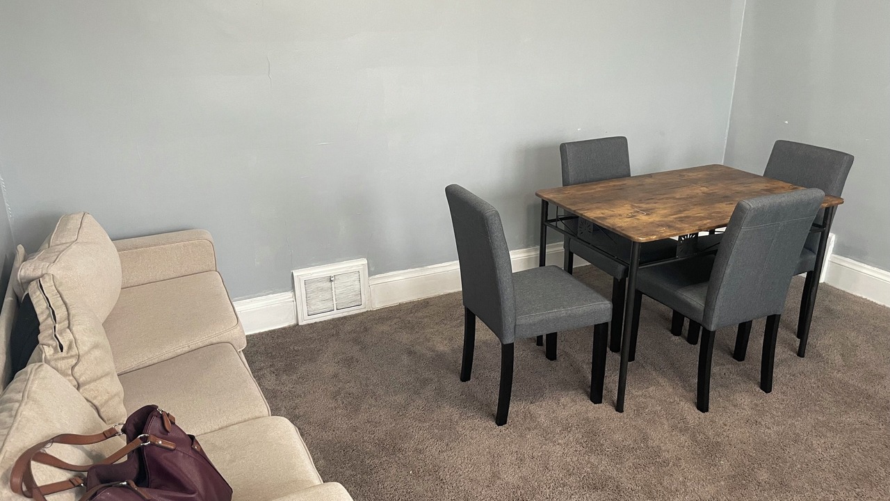 Photo of Livingroom in Garfield Heights