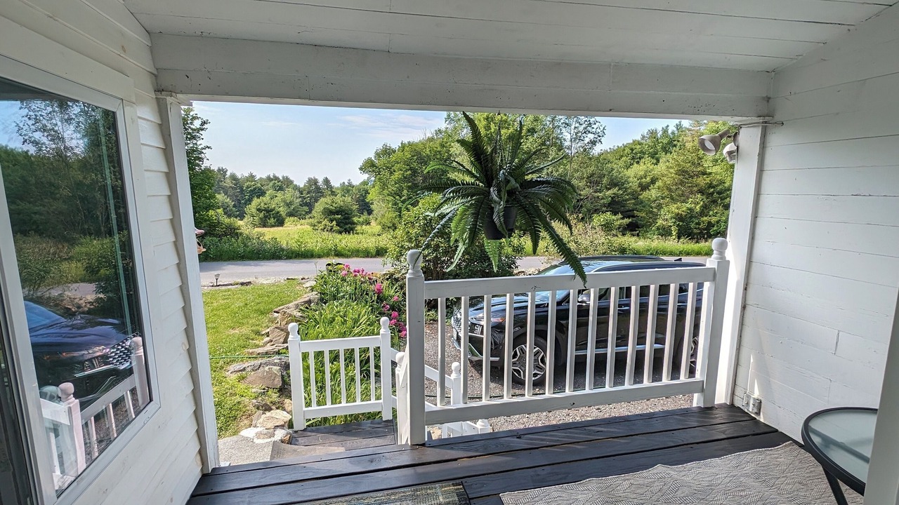 Photo of Patio Balcony in Lake Luzerne-Hadley