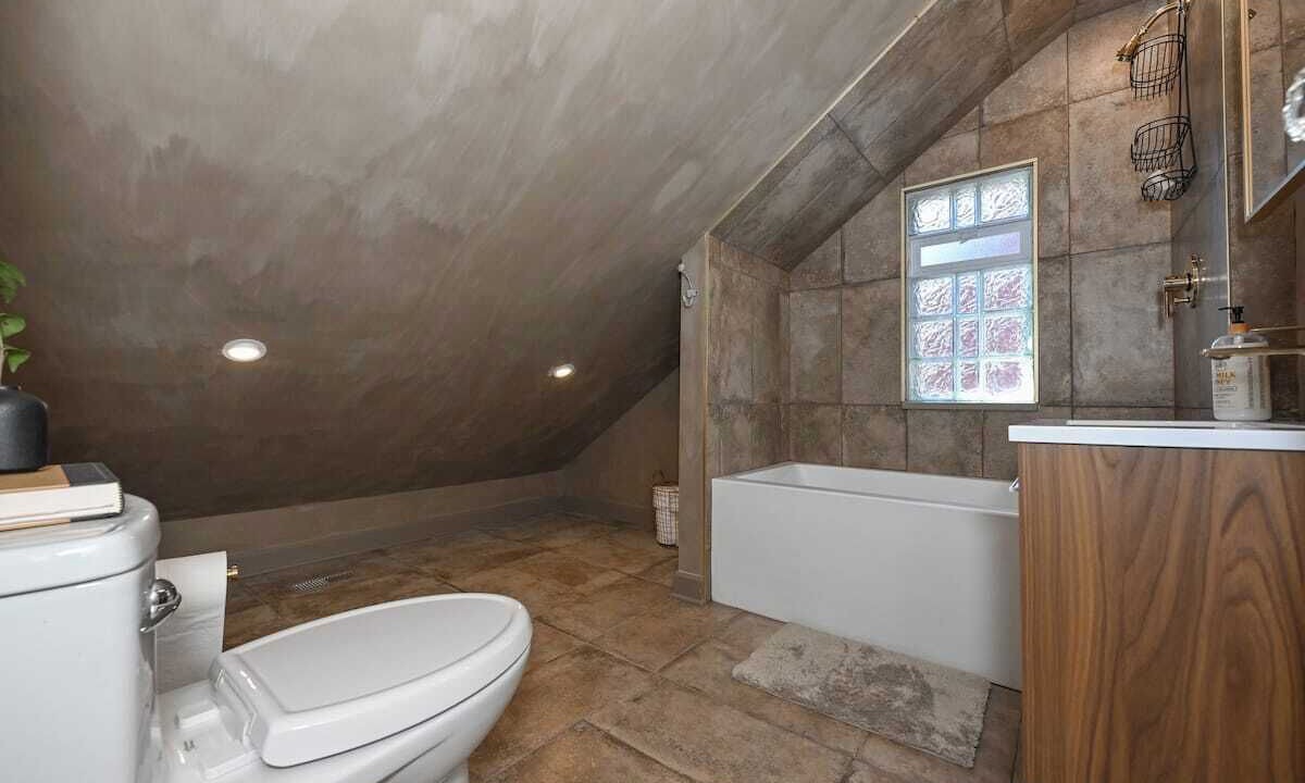 Photo of Bathroom in Cleveland Heights