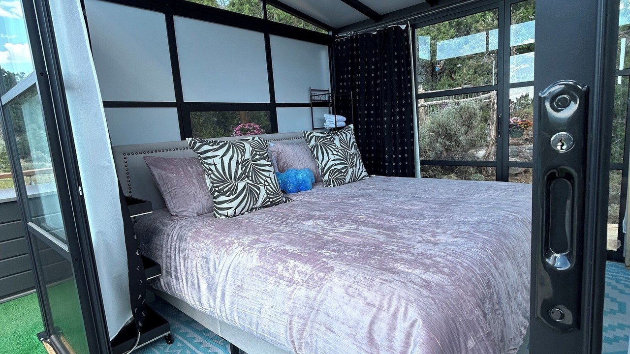 Photo of Bedroom in Basalt