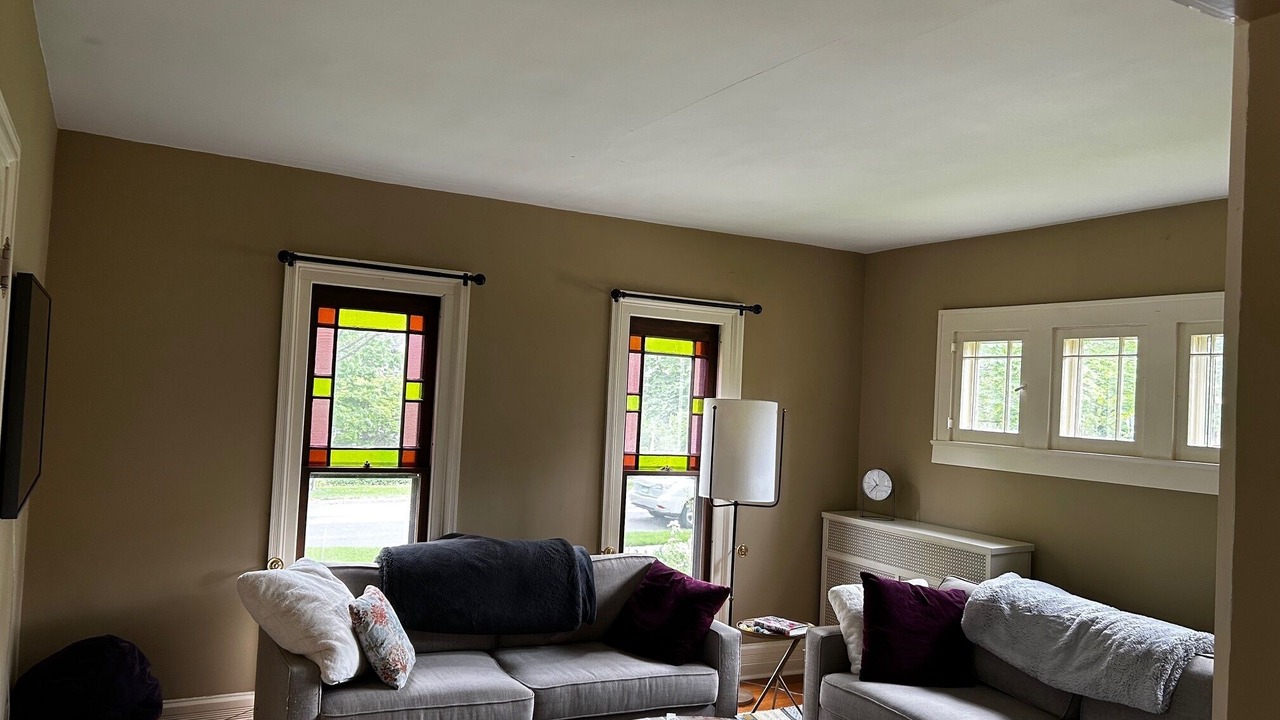 Photo of Livingroom in Hudson