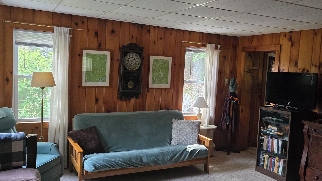 Photo of Livingroom in Hadley