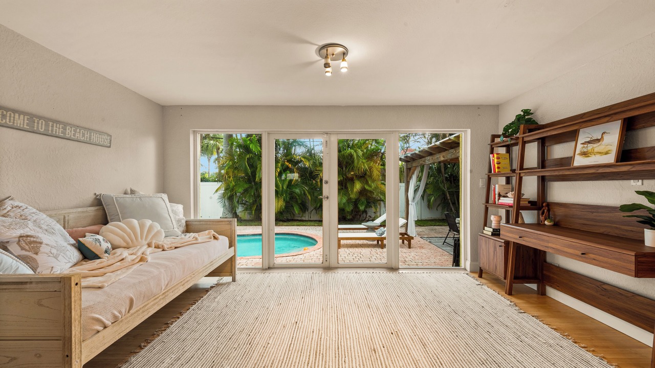 Photo of Outdoor in Garden Isles