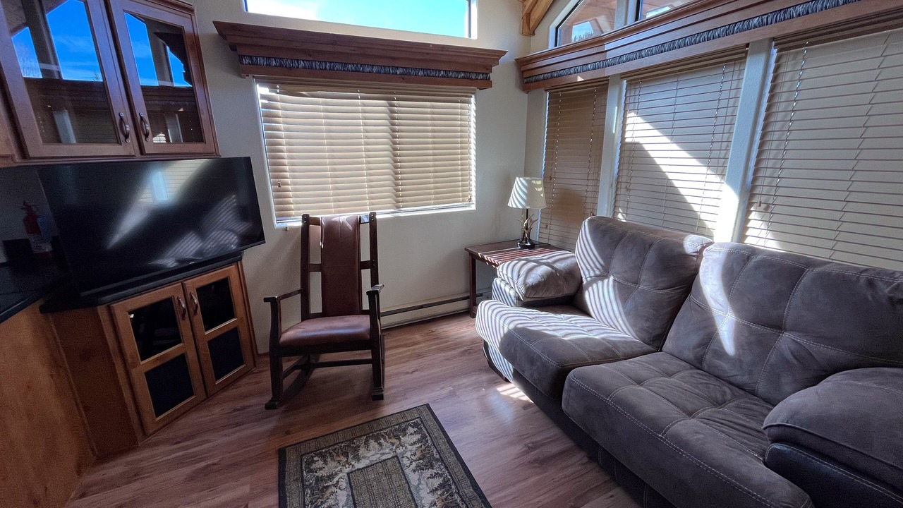 Photo of Livingroom in Almont