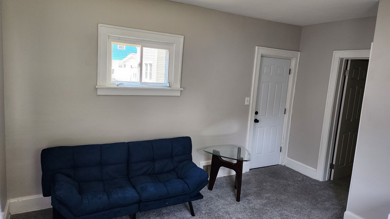 Photo of Livingroom in Garfield Heights
