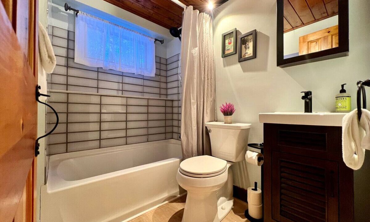 Photo of Bathroom in Bartlett