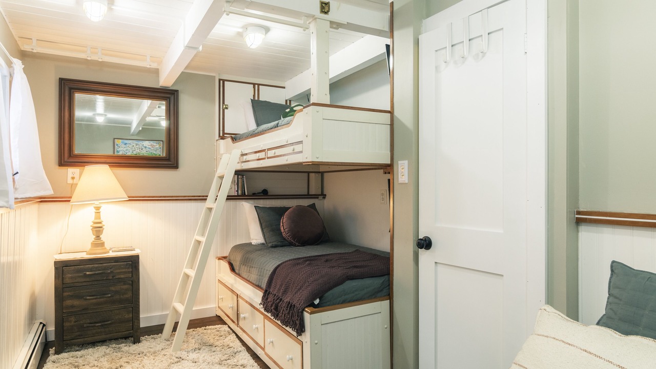 Photo of Bedroom in Bartlett