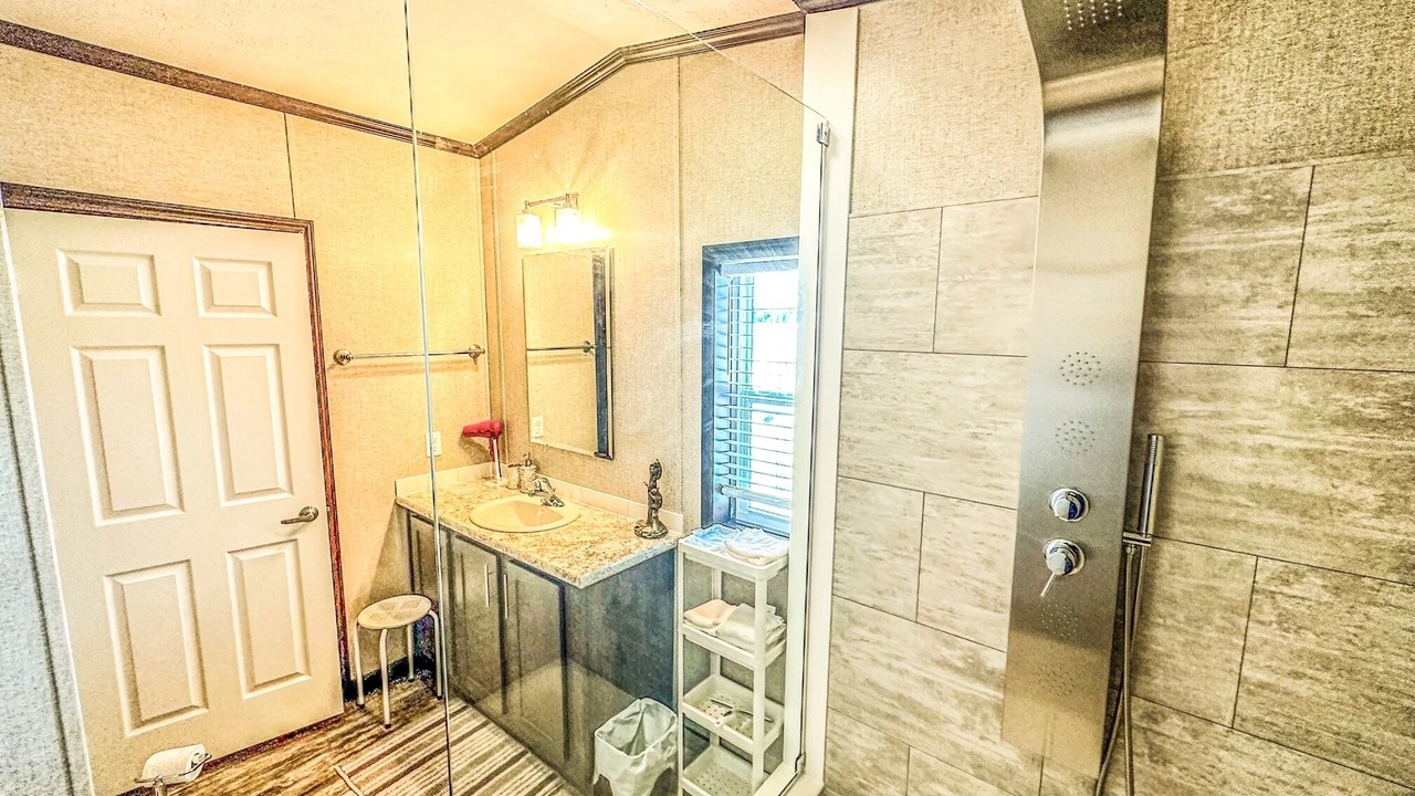 Photo of Bathroom in Nordegg
