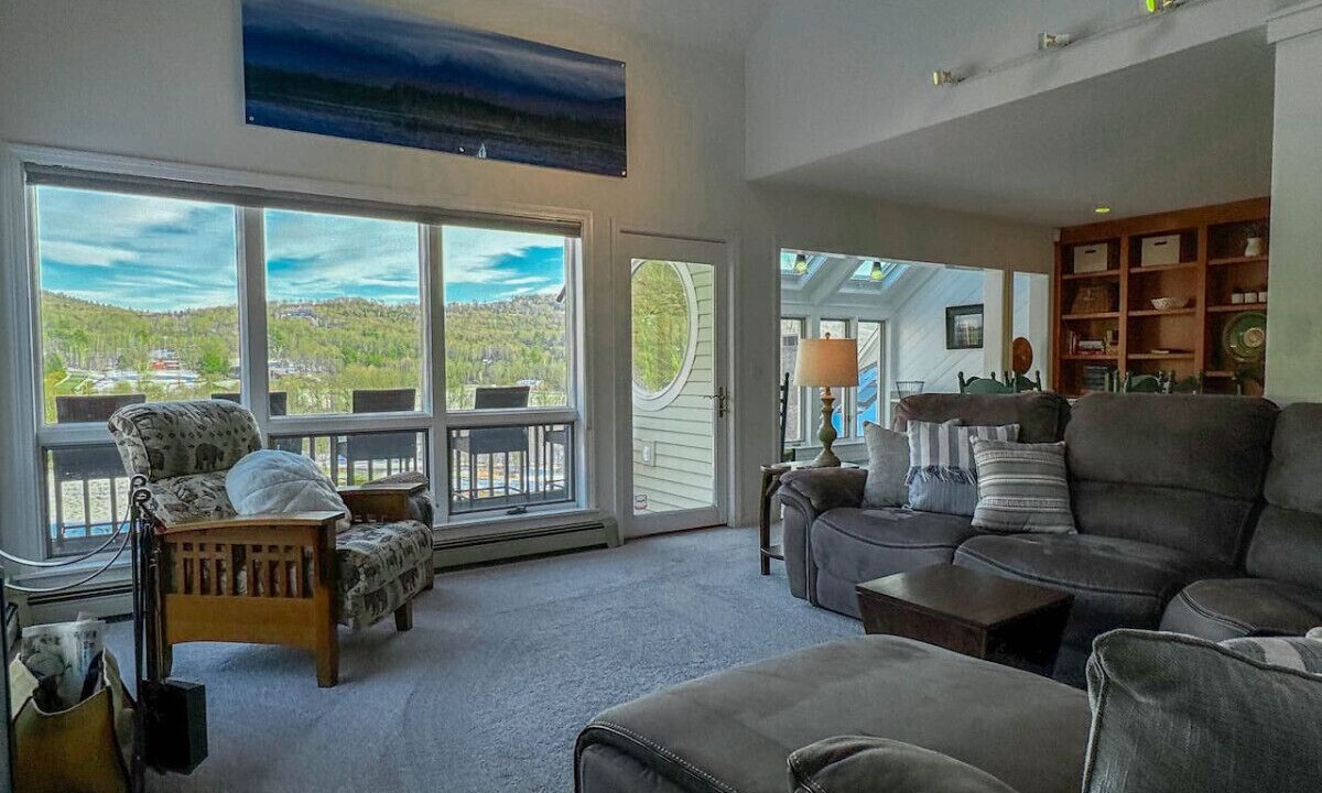 Photo of Livingroom in Jackson