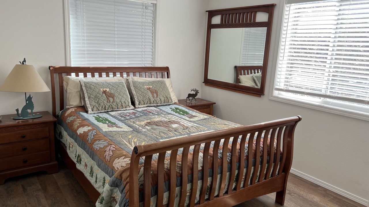 Photo of Bedroom in Lake City