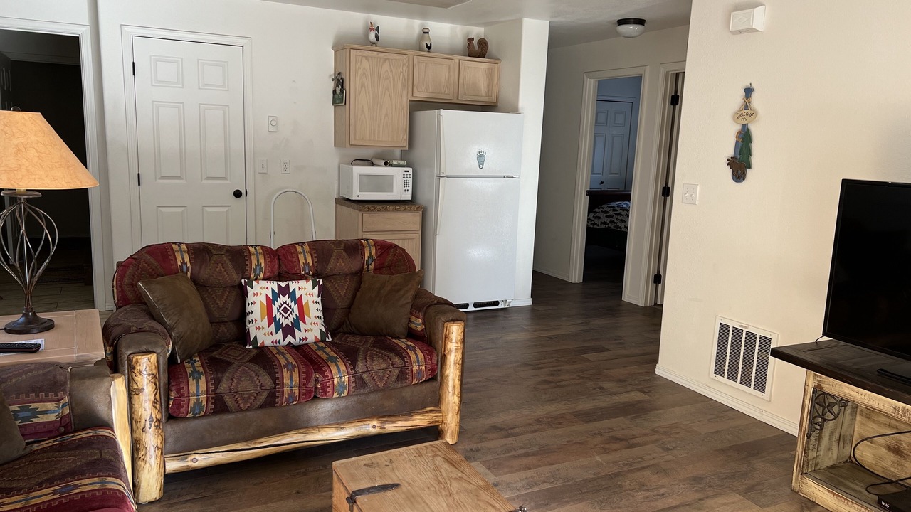 Photo of Livingroom in Lake City