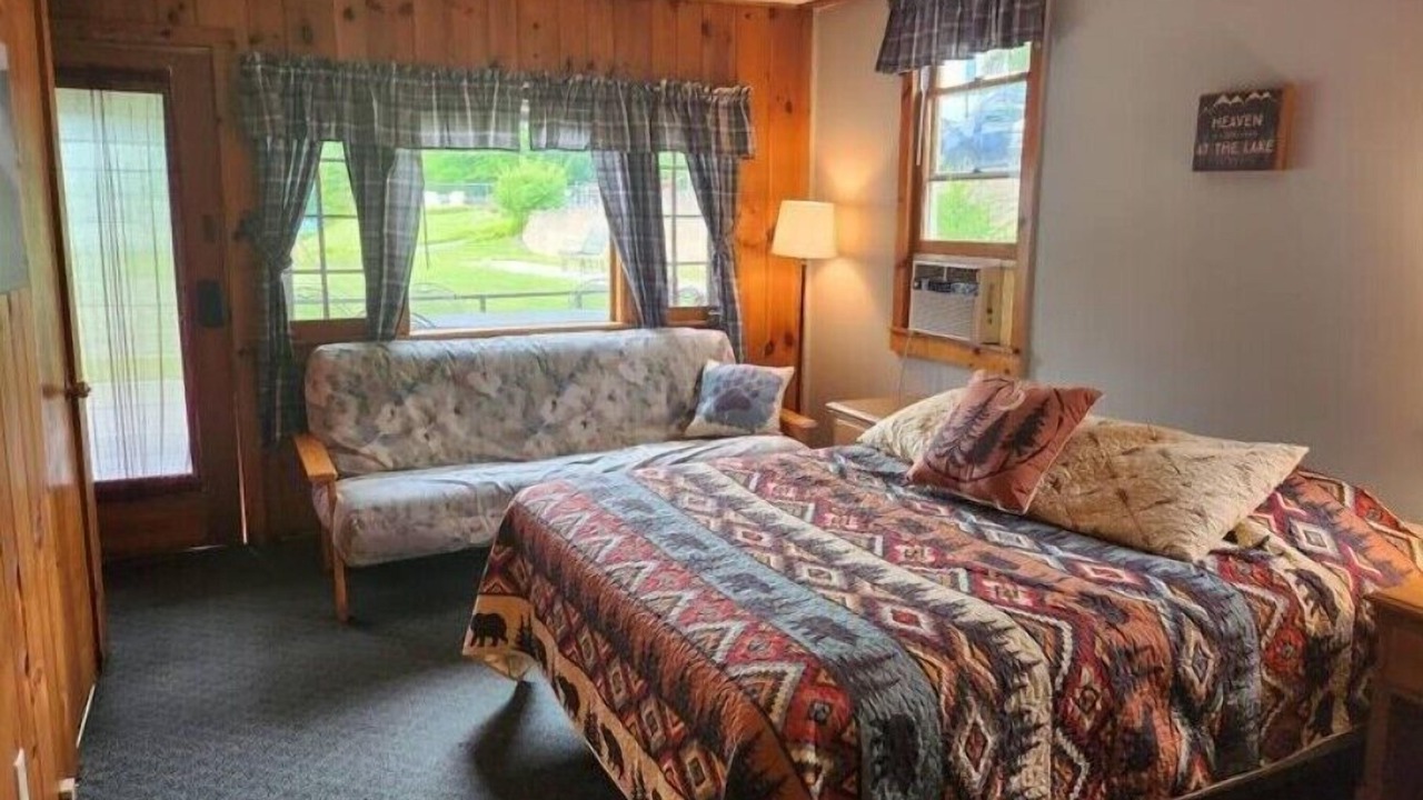 Photo of Bedroom in Lake George