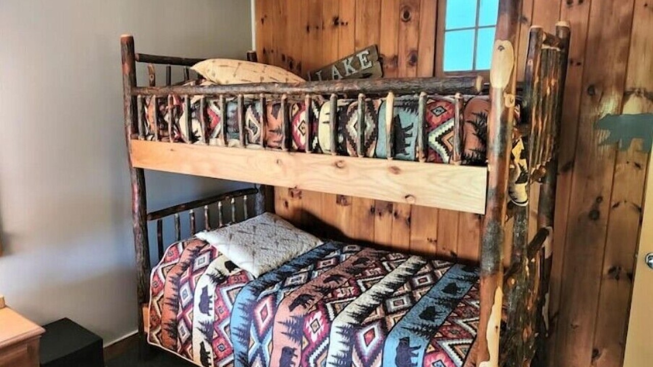 Photo of Bedroom in Lake George