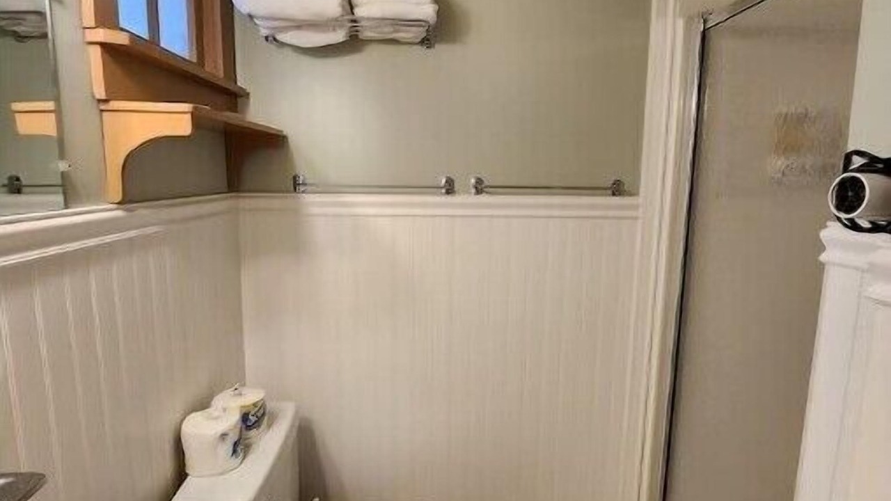 Photo of Bathroom in Lake George