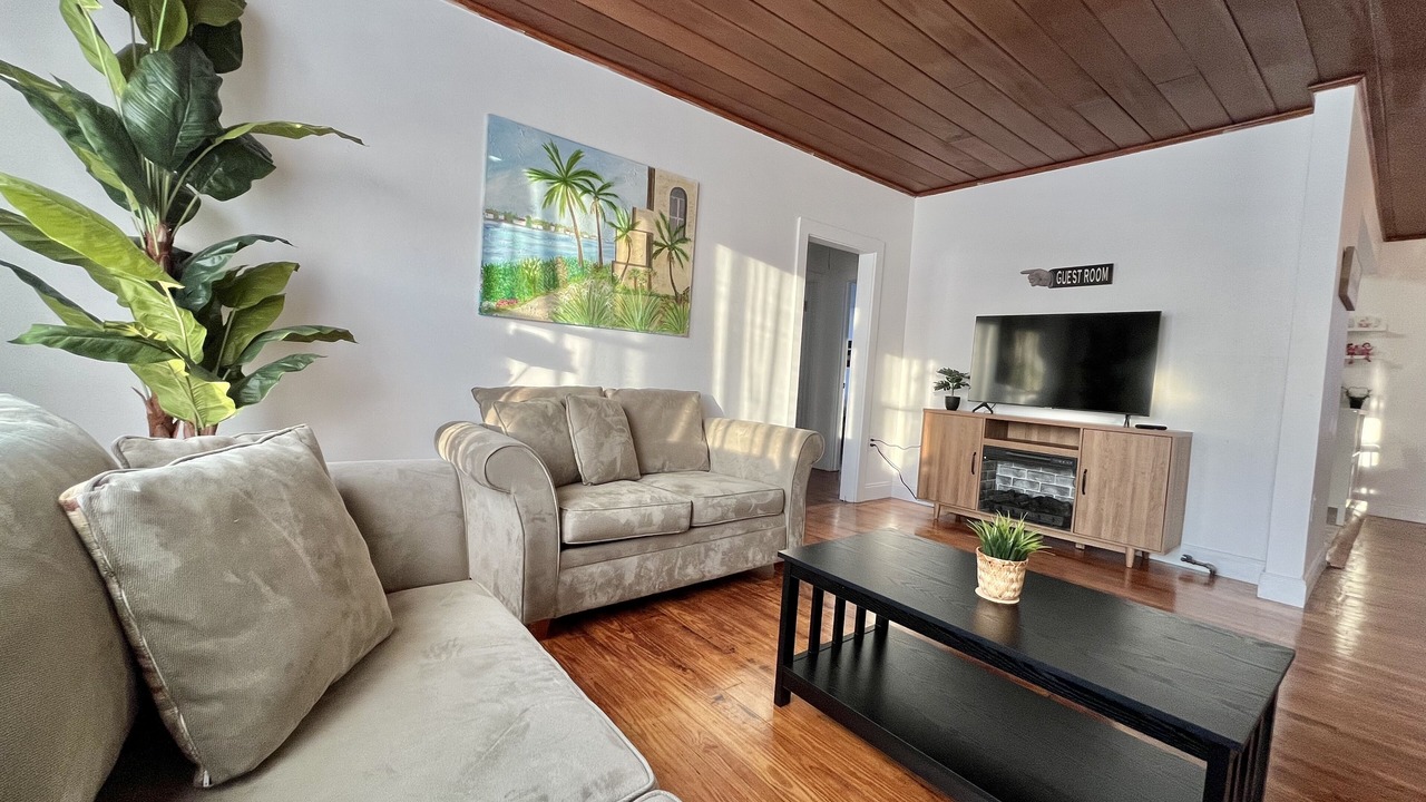 Photo of Livingroom in Fort Pierce