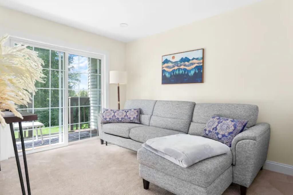 Photo of Livingroom in Bolton Valley