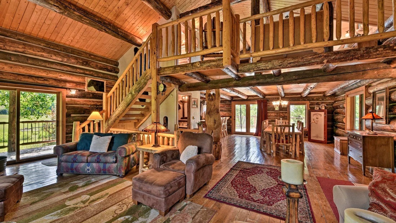 Photo of Livingroom in Almont