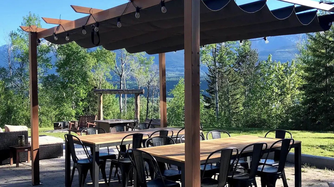 Photo of Outdoor in Golden