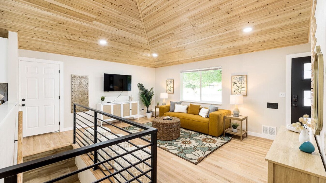 Photo of Livingroom in Littleton