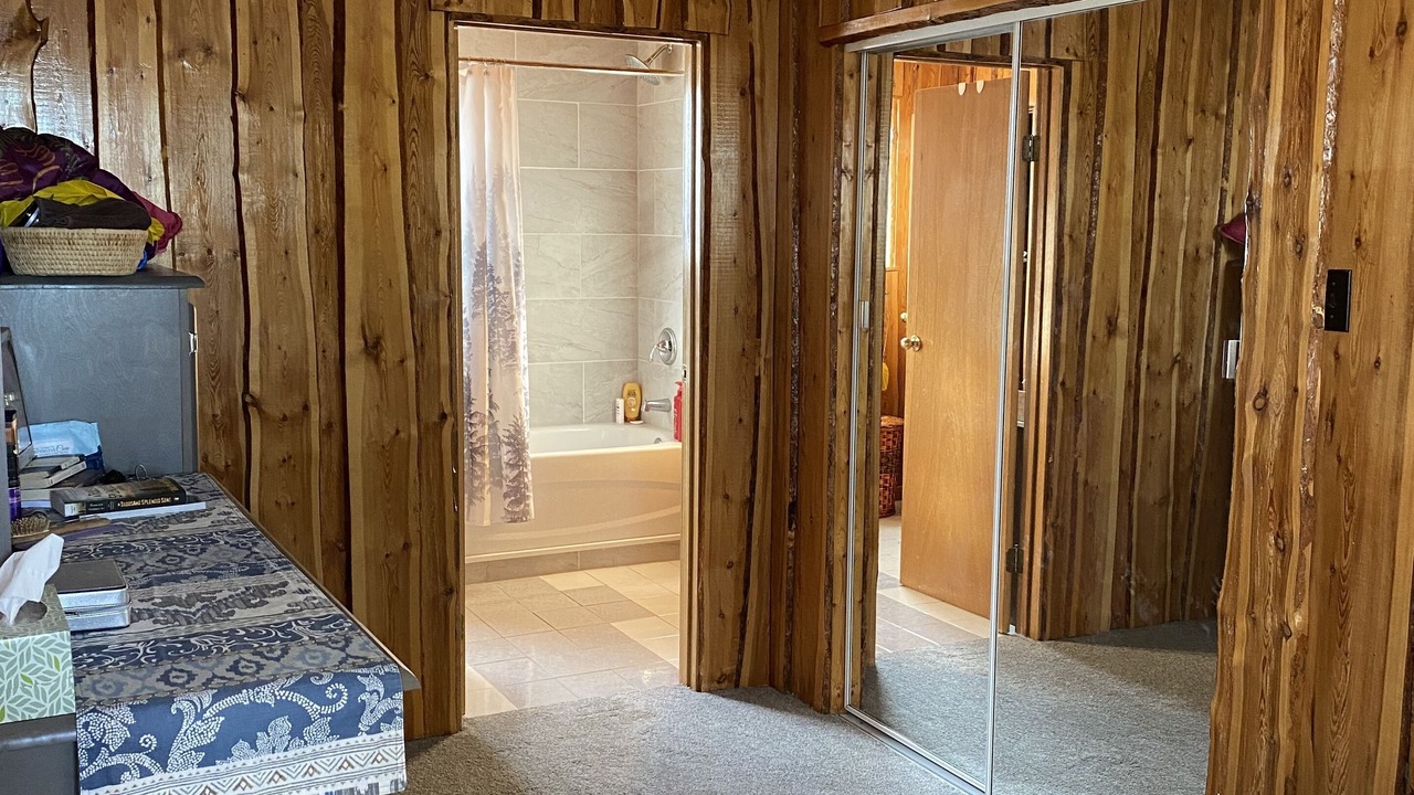 Photo of Bathroom in Central Alberta