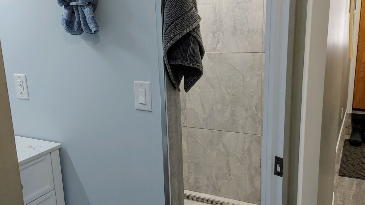 Photo of Bathroom in Okanagan-Similkameen