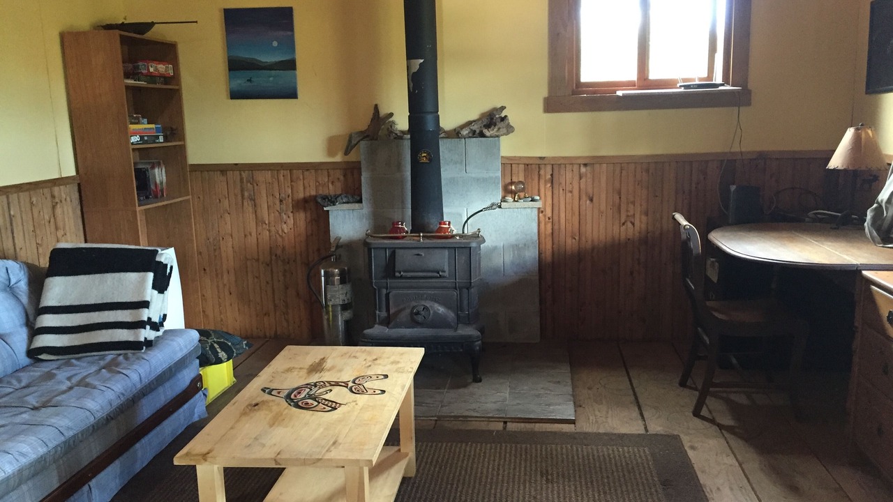 Photo of Livingroom in Shawnigan Lake