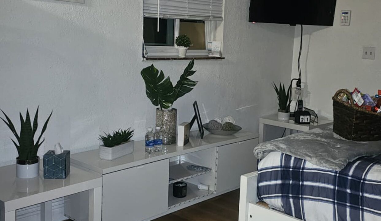 Photo of Bedroom in Miami Gardens