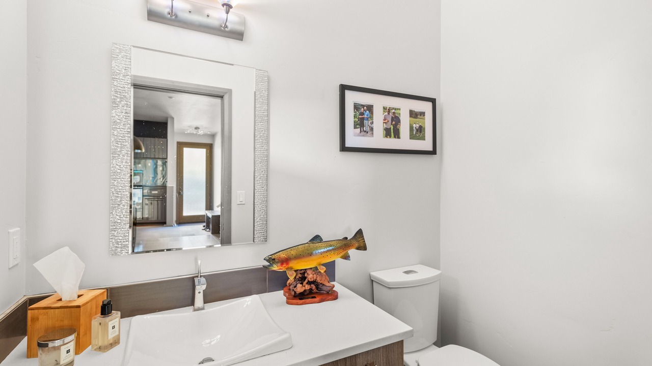 Photo of Bathroom in Basalt